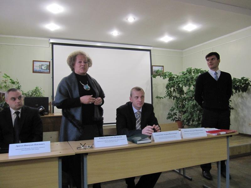 Преподаватели и студенты собрались за «круглым столом» с сотрудниками инспекции Министерства по налогам и сборам Республики Беларусь 